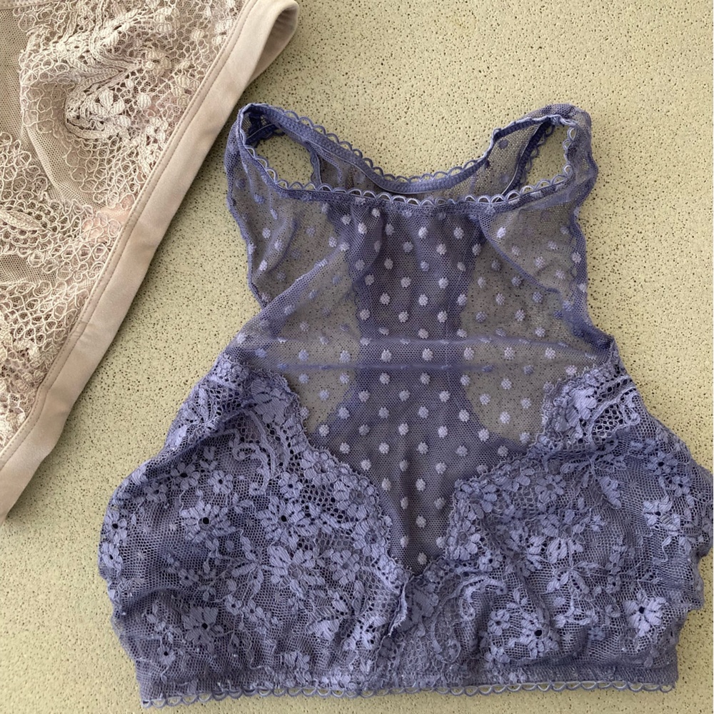 NWT SET OF TWO Victoria’s Secret high neck bralettes - Picture 6 of 9